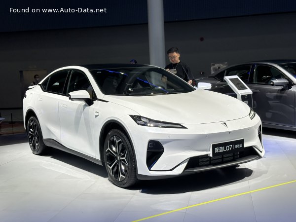 2025 Deepal L07 - Foto 1