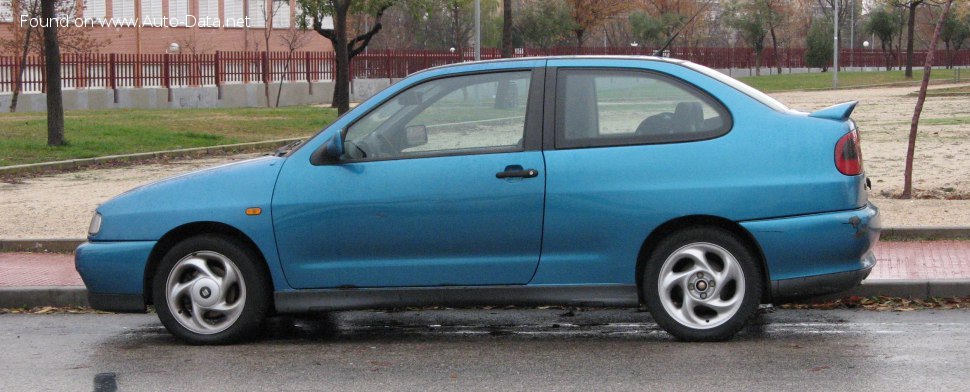 1996 Seat Cordoba Coupe I - Fotografie 1