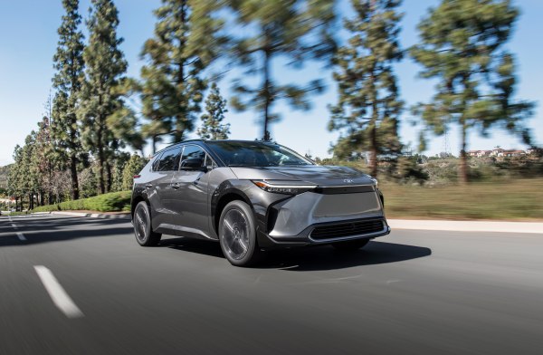 2022 Toyota bZ4X - Foto 1